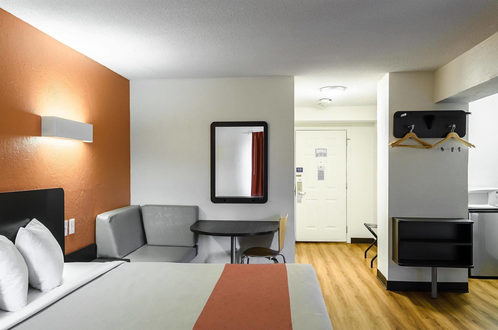 Motel 6 - Westborough Boston Northborough Extérieur photo